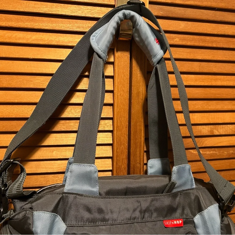 Skip Hop Black and Gray Diaper Bag